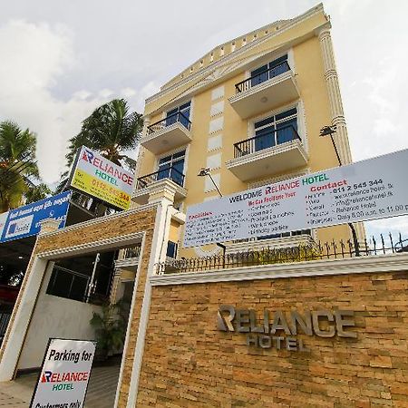 Oyo 126 Reliance Hotel Colombo Luaran gambar