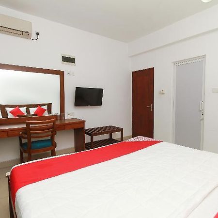 Oyo 126 Reliance Hotel Colombo Luaran gambar