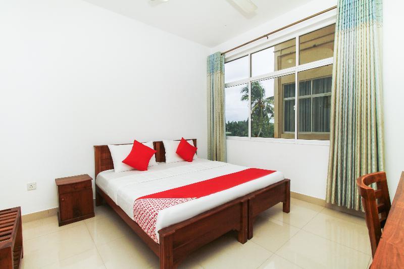 Oyo 126 Reliance Hotel Colombo Luaran gambar