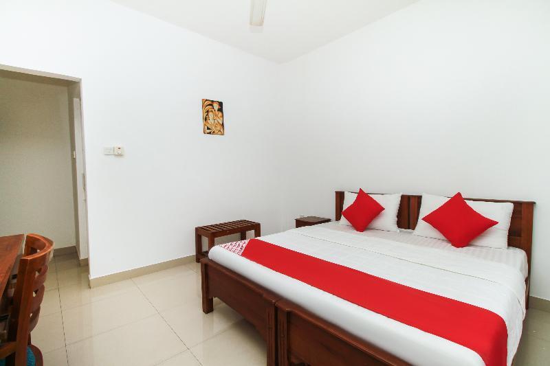 Oyo 126 Reliance Hotel Colombo Luaran gambar
